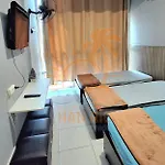 Amplo quarto/sala no centro Rio, vista definitiva